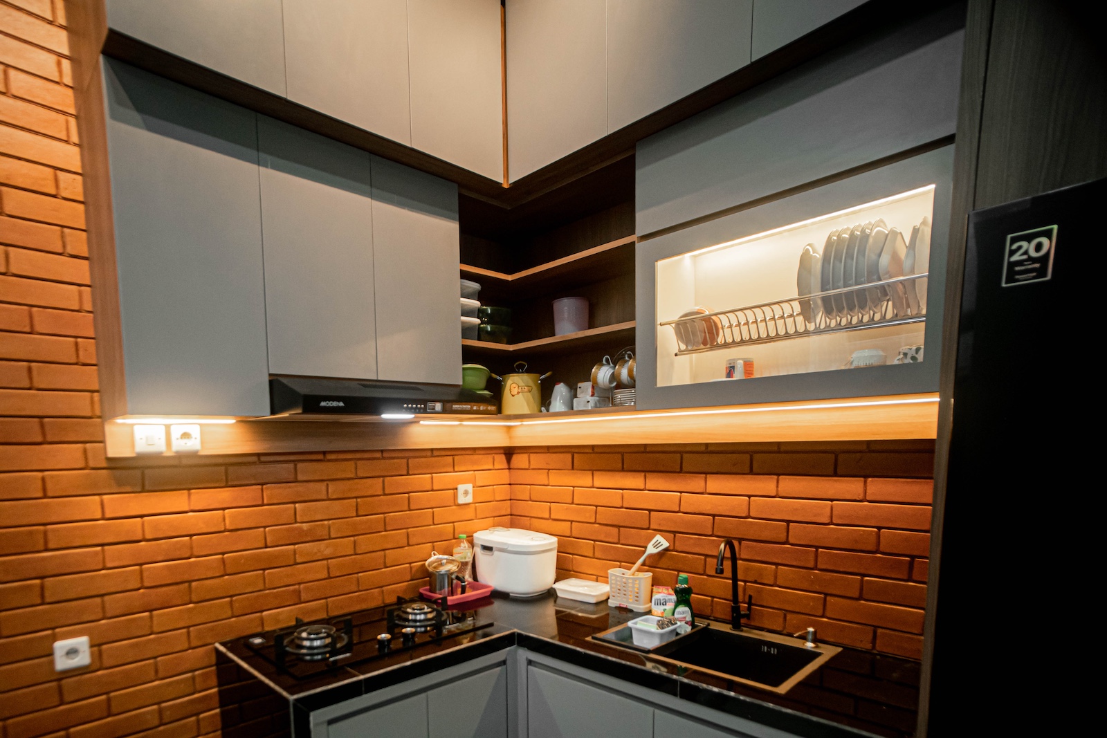 KITCHEN SET PERUM WIRADADI - photo 4