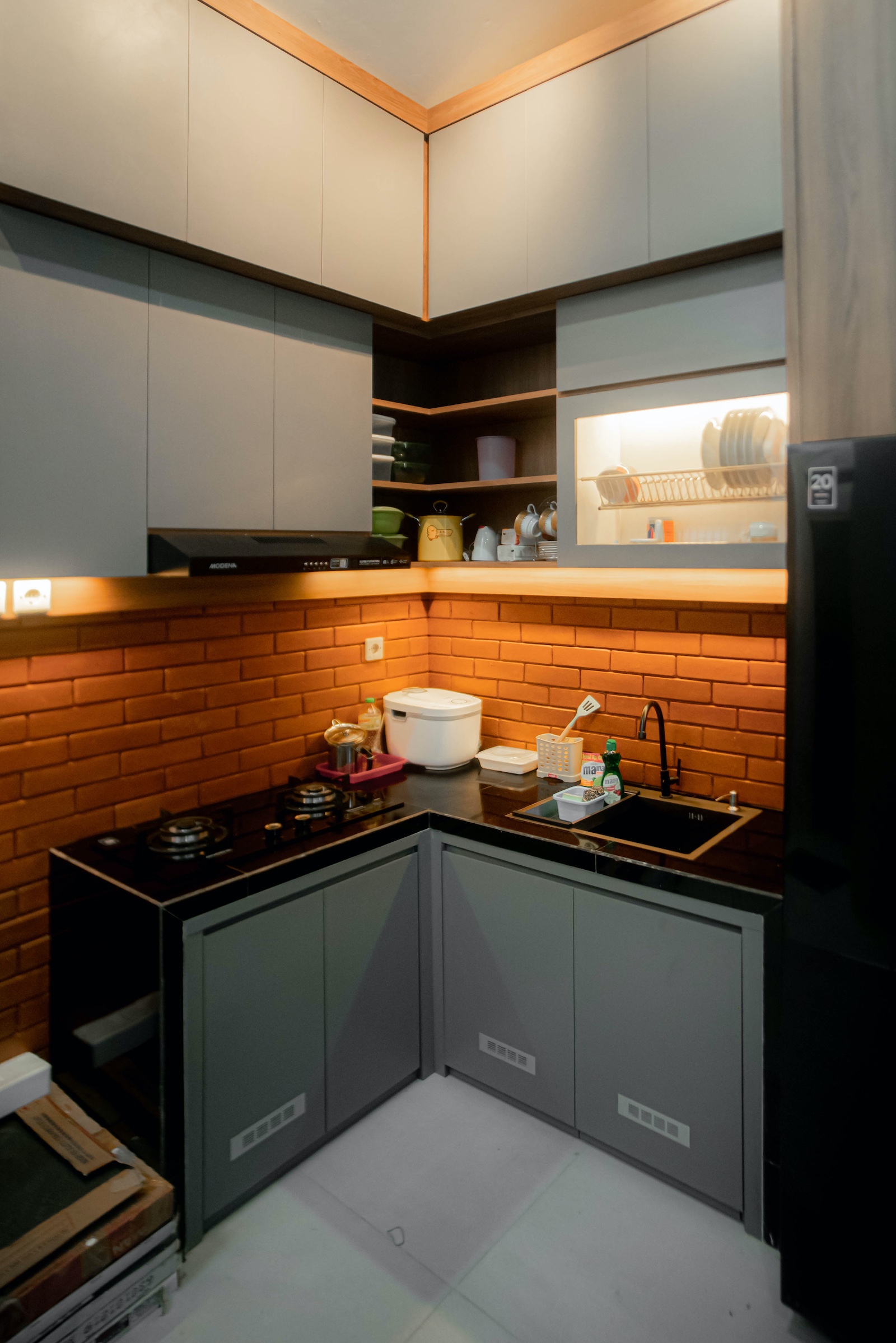 KITCHEN SET PERUM WIRADADI - photo 2